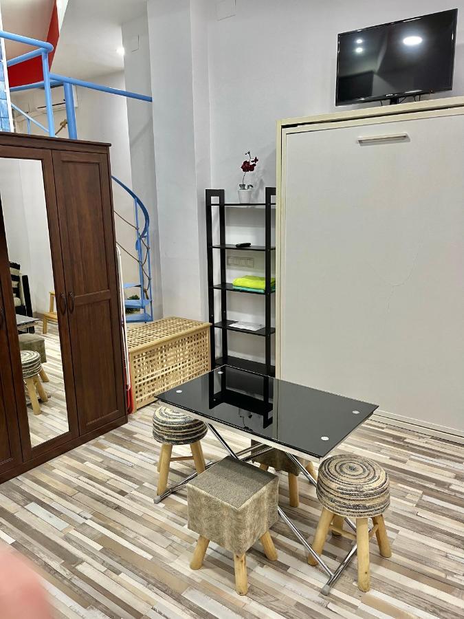 Апартаменты We Loft Large Great For Families Малага Экстерьер фото